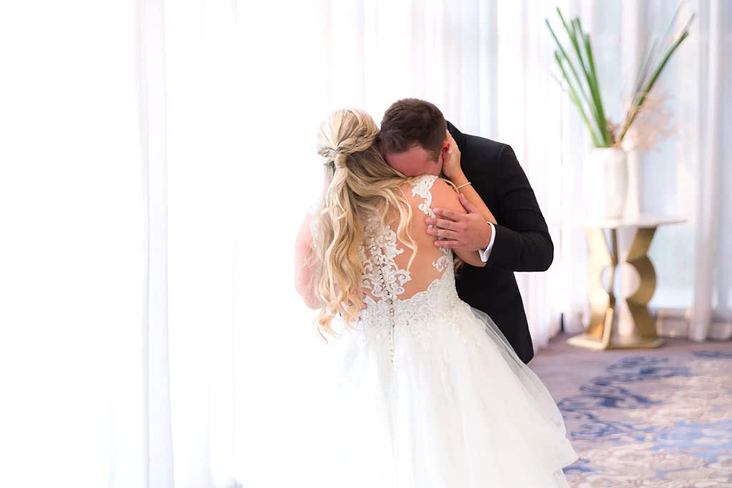 First Look Wedding Photos