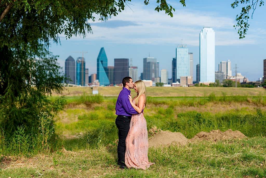 Engagement Session Photos Downtown Dallas Photoshoot