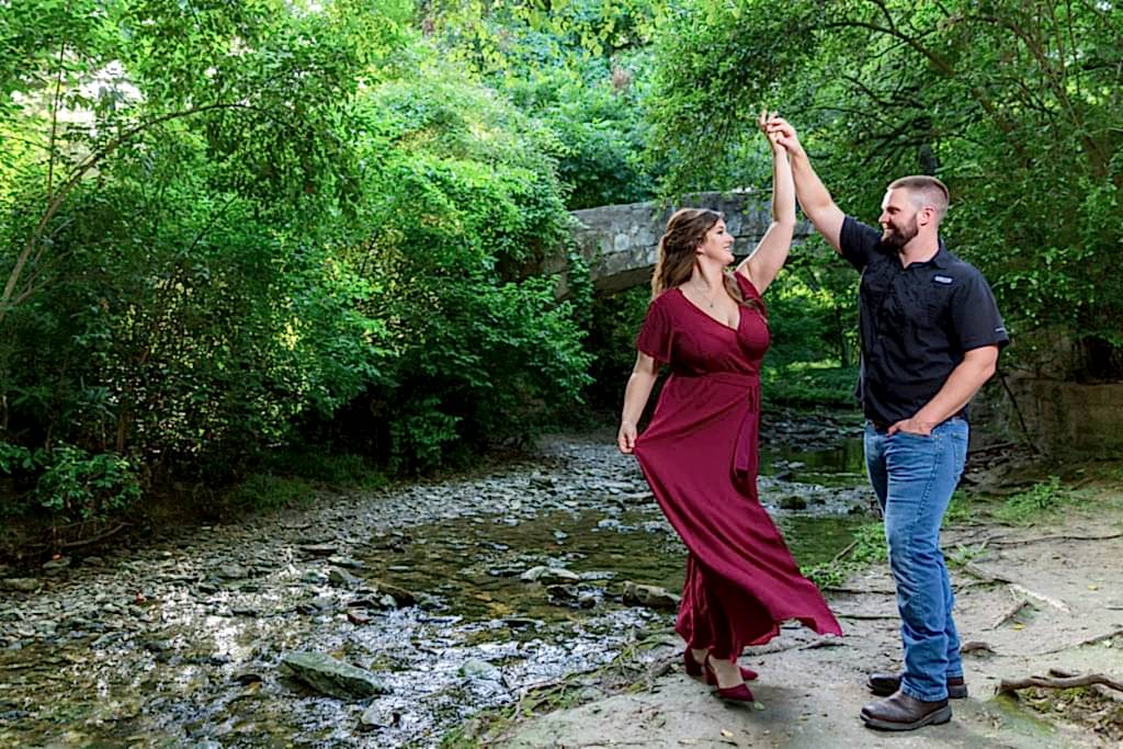Dallas Engagement Photos at Prather Park