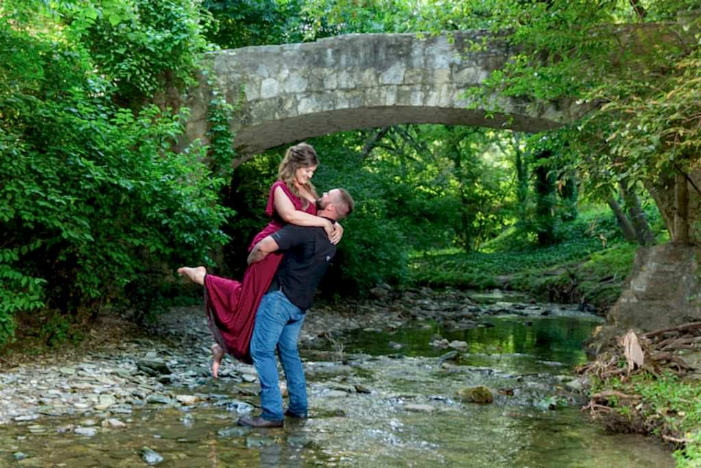 Prather Park Engagement Photos in Dallas