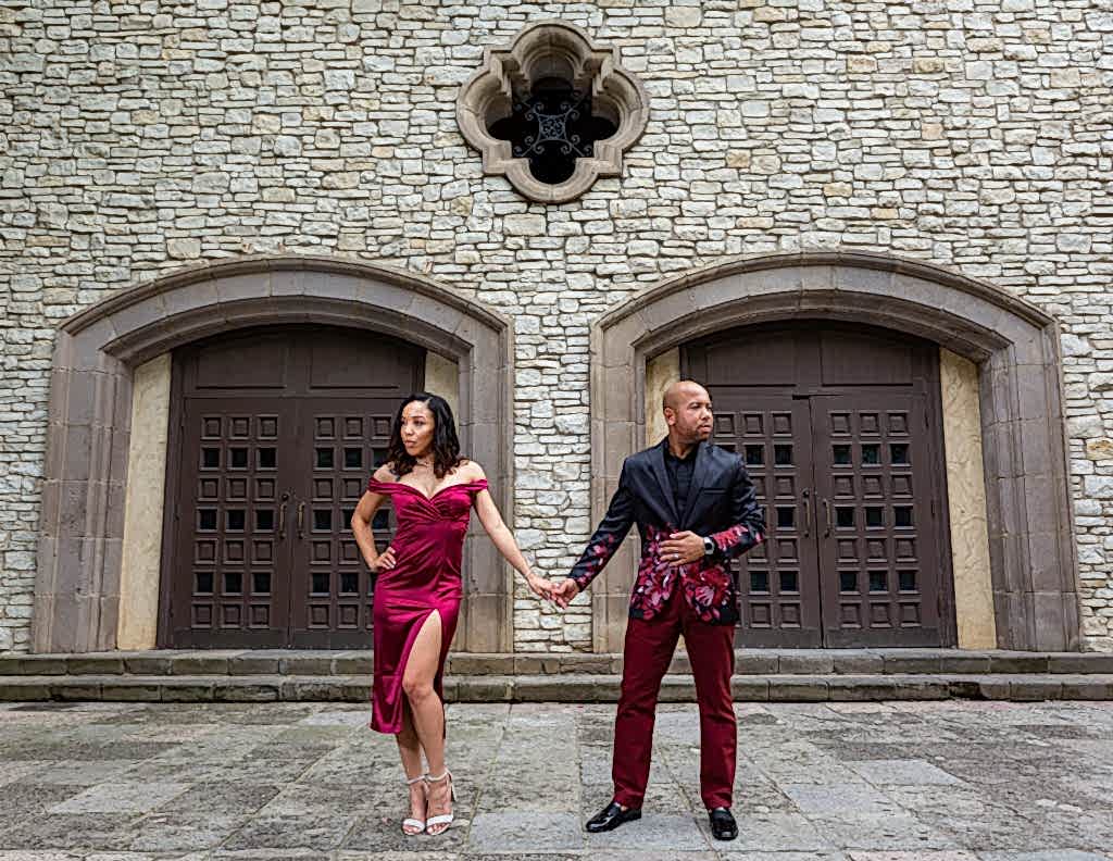 Couple posing at Mandalay Canal Walk at Las Colinas