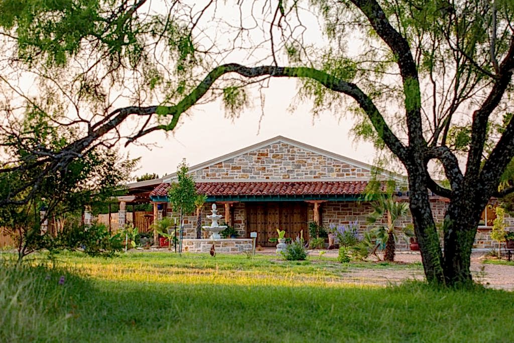 Oasis Tranquilo wedding venue