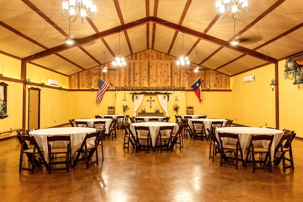 Oasis Tranquil main room