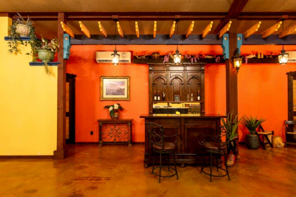 Saloon style bar at Oasis Tranquilo