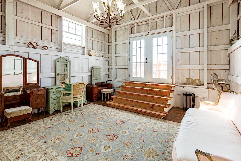 The Big White Barn Guest Room